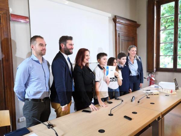 GRUPPO_GIOVANI_ANCE_PAVIA_Concorso_di_idee_MACROSCUOLA_LA_SCUOLA_CHE_VORREI_PROGETTA_LA_TUA_SCUOLA_IDEALE_Edizione_2018_2019